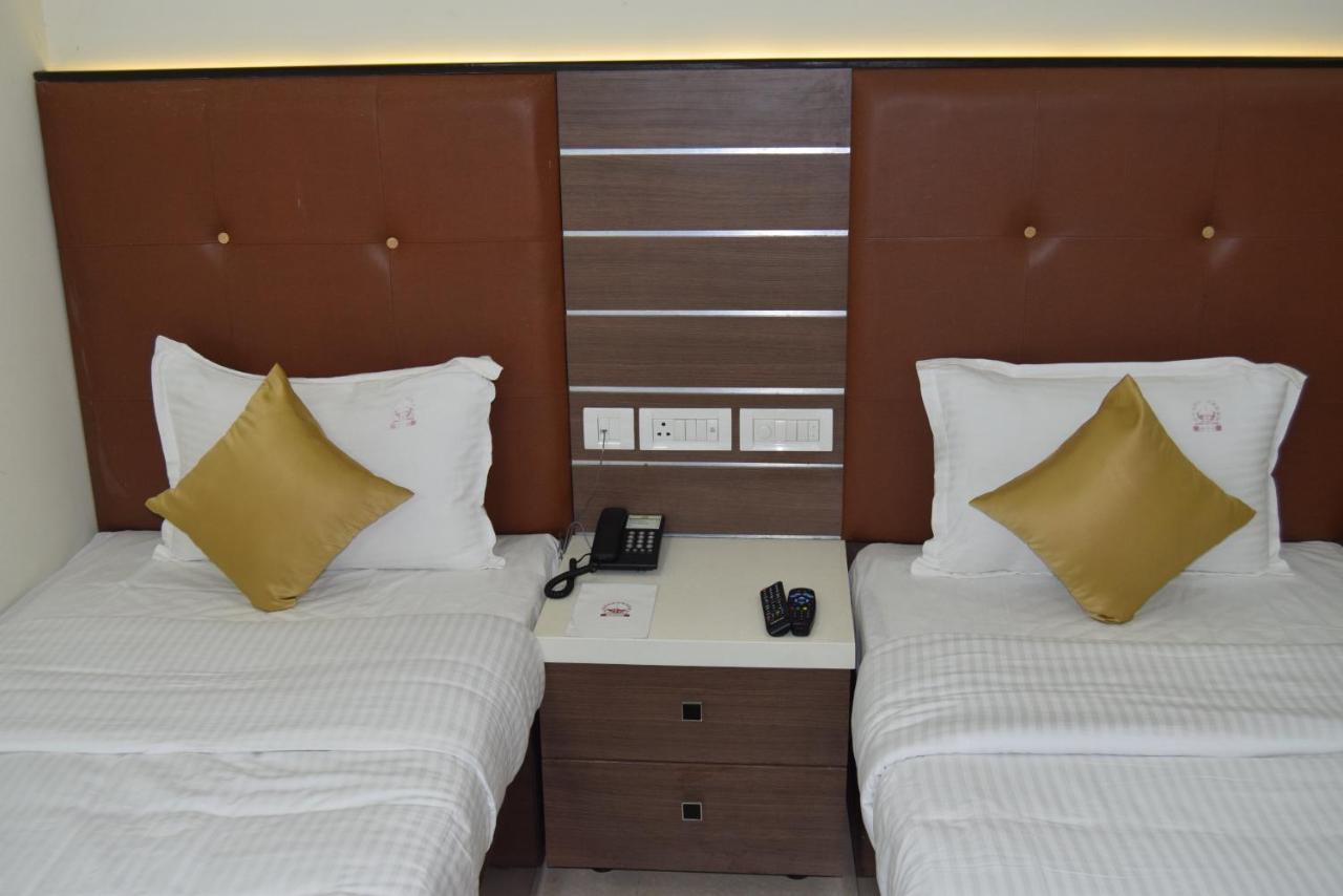 Thiviyam Airport Hotel Čennai Exteriér fotografie