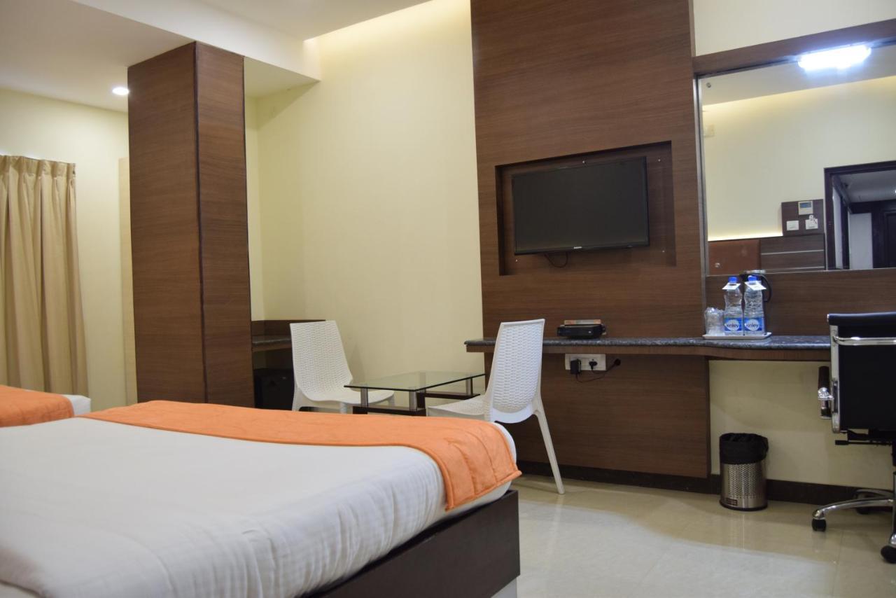 Thiviyam Airport Hotel Čennai Exteriér fotografie